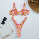 Rosa Bikinihose mit V-Ausschnitt und Blumenmuster